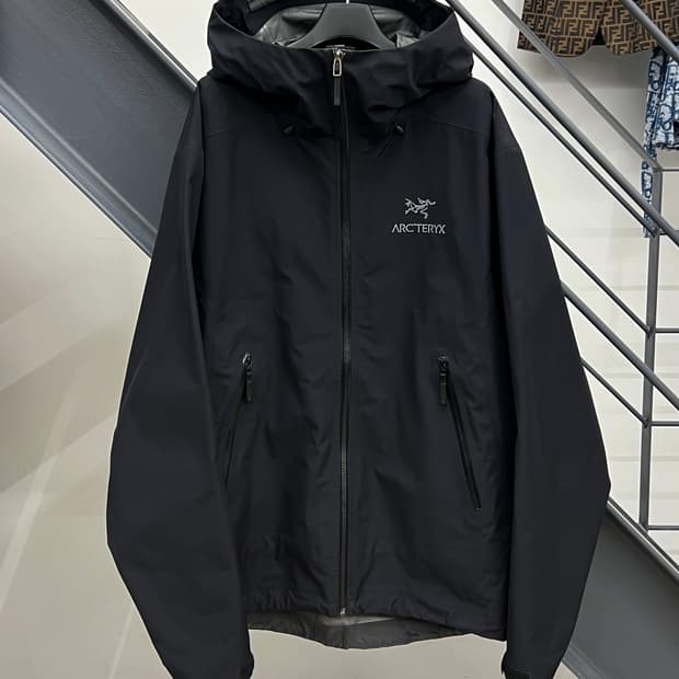 아크테릭스 23SS 베타 LT 고어텍스 자켓