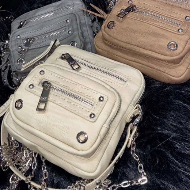 블랙퍼플 Toast Wallet Bag 아이보리