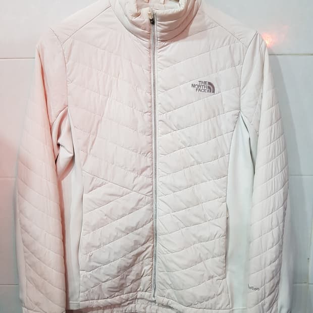 노스페이스 여성 V-Motion 경량패딩 
