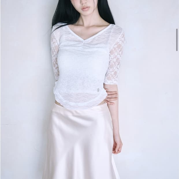 구해요)  레이즈미야 클레어 레이스 미디스커트 피치핑크
