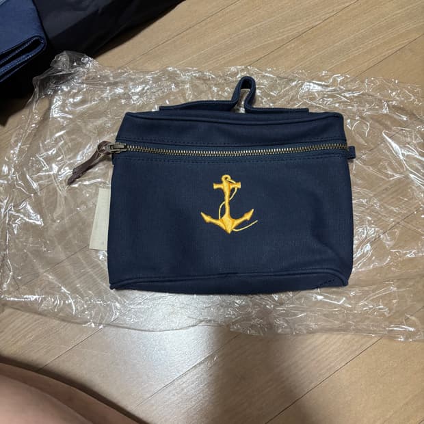 캐피탈 미니백 파우치
