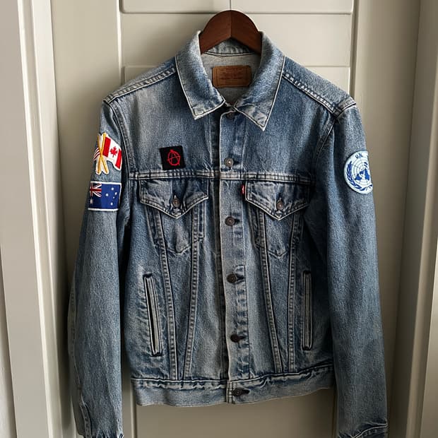 90s Levi’s 데님 패치 커스텀 트러커 자켓