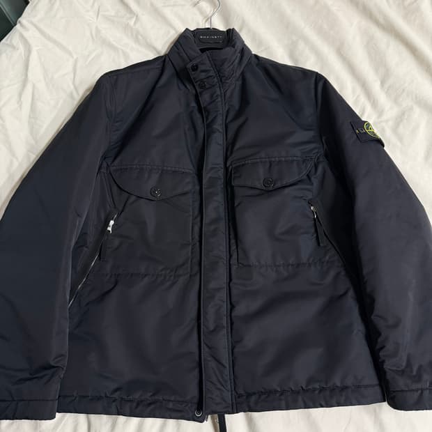 스톤아일랜드 프리마로프트 필드자켓 (L)