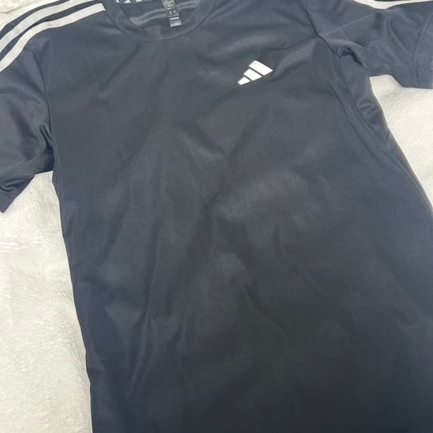 아디다스 반팔티