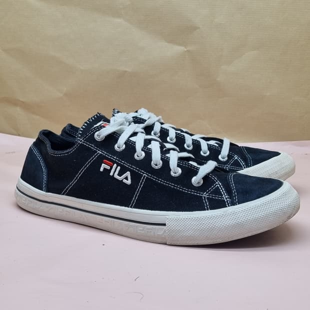 휠라 페스티보91 남성스니커즈 270