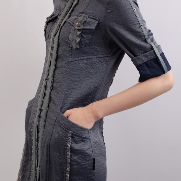 OZZONESTE GLOSSY MILITARY SHIRT DRESS