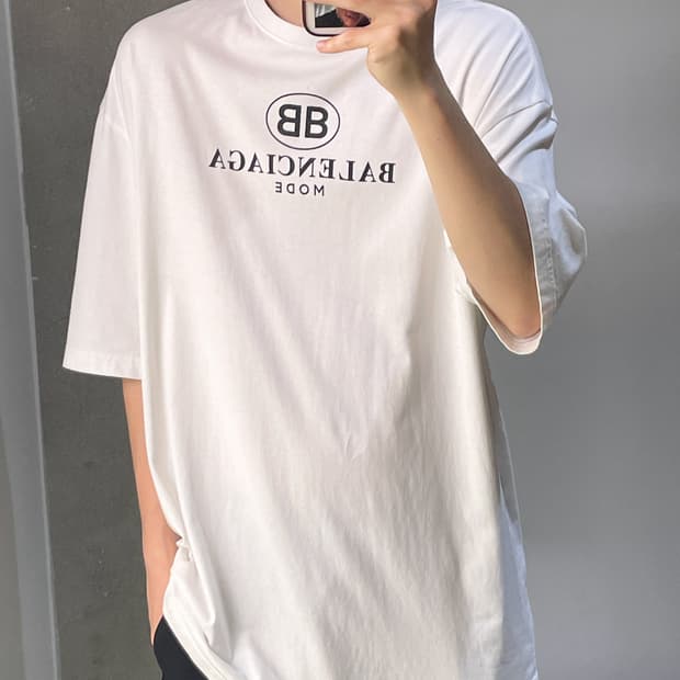 발렌시아가 17ss bb로고 반팔 티셔츠