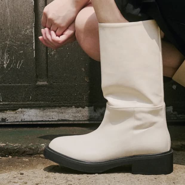 레이지앤 라운드 미들부츠 4cm 아이보리 