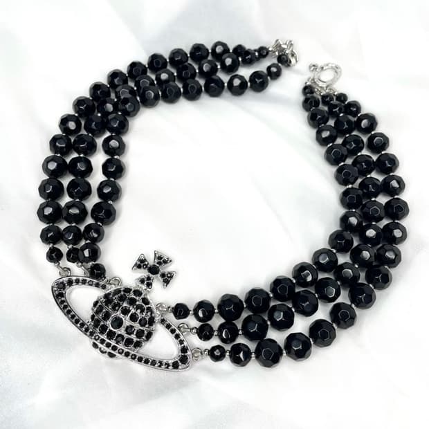 비비안웨스트우드 메살린 트리플 레이어 블랙 실러 톤 오브 초커 목걸이