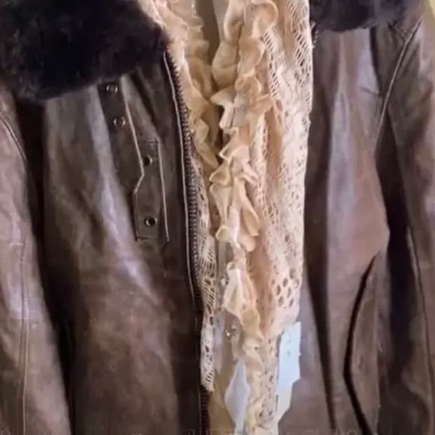 와이즈걸 빈티지 베이지 시스루 스팽글 레이스 글리터 머플러 파우닝133