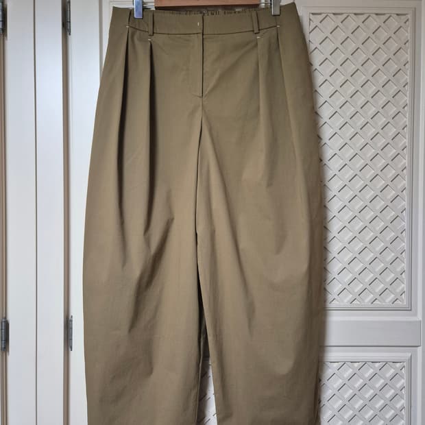 LEBEIGE 르베이지 핀턱 와이드 슬랙스 2024