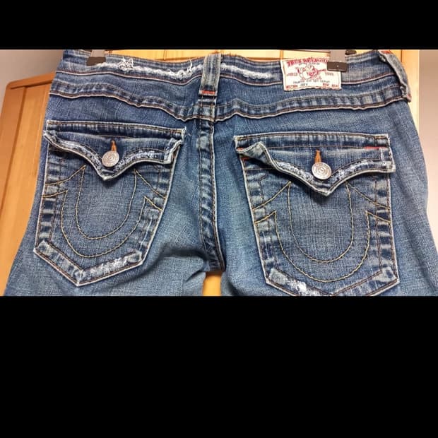 트루릴리젼 부츠컷