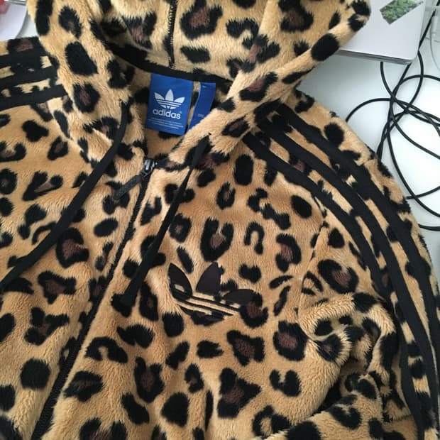 아디다스 희귀 쉐르파 파이어버드 호피 후리스 집업 히메갸루 대장템