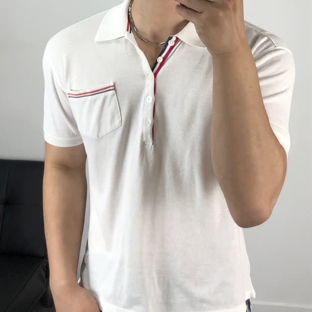 톰브라운 정품 히든 삼선 포켓 크림 pk 티 
