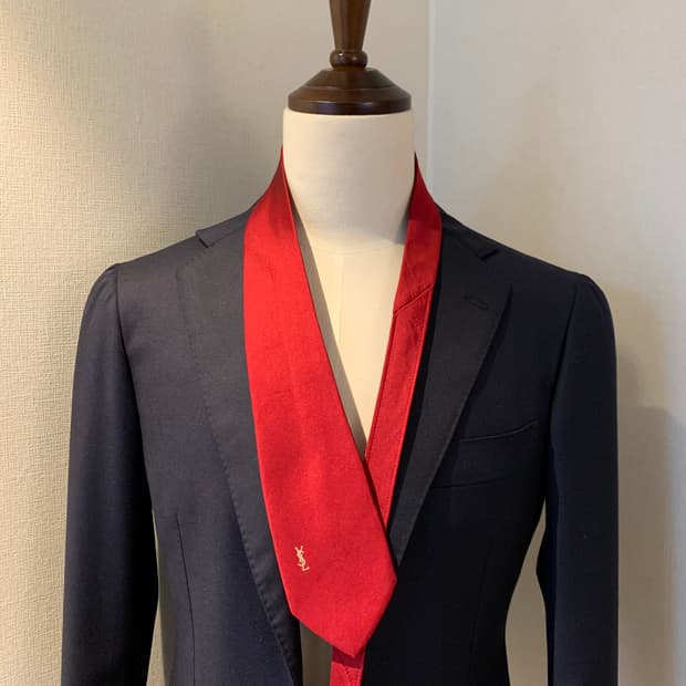 입생로랑(YSL) 심플로고 100실크 명품넥타이 레드컬러 A+등급