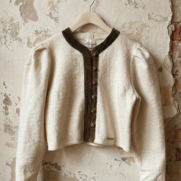 오스트리아 퍼프&크롭 티롤리언자켓