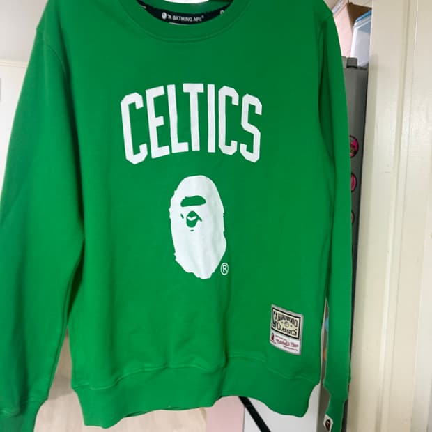 BAPE x NBA 셀틱스 맨투맨 L사이즈