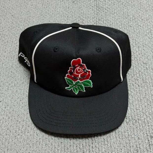 팔라스 장미 스냅백