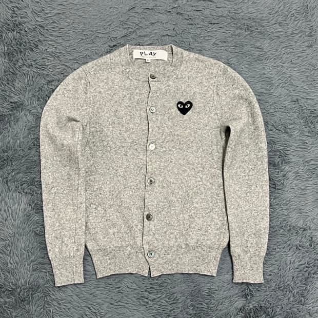 꼼데가르송 블랙 하트로고 그레이 가디건xs
