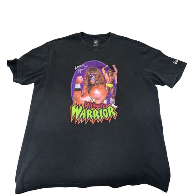 뉴에라 x wwe 콜라보 티셔츠