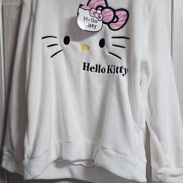 돈키호테 헬로키티 셋업 L사이즈