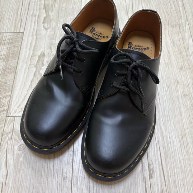 닥터마틴 1461 3홀 스무스 270