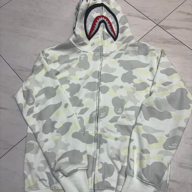 베이프 화이트 카모 샤크 후드집업 백계 L