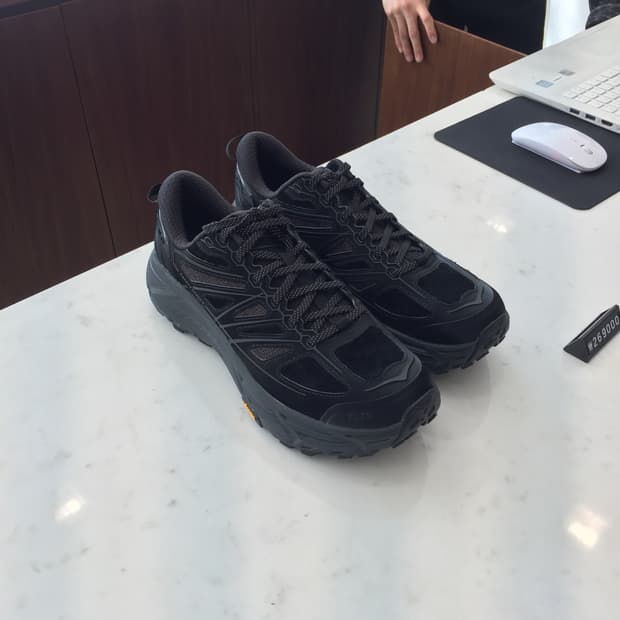 XLIM x HOKA Mafate Speed 2 엑슬림 호카