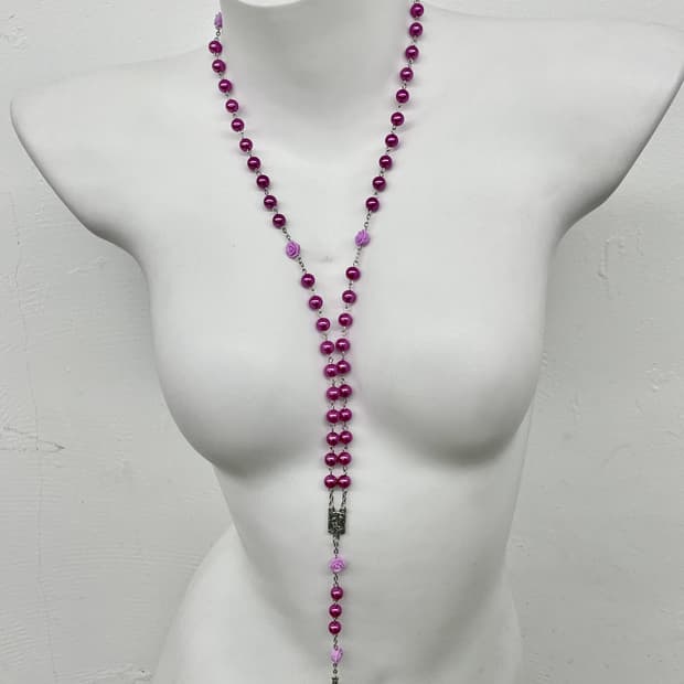 로즈 로자리오 네크리스