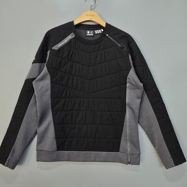 데상트(Descentef) 골프 패딩 티셔츠 95