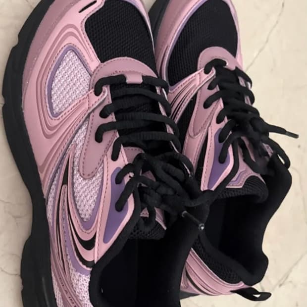 휠라 인터런 핑크