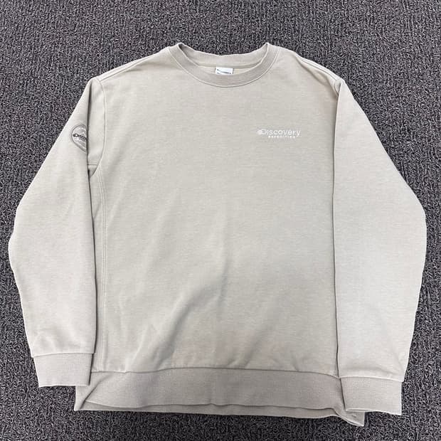 디스커버리 맨투맨 아이보리 100(L)