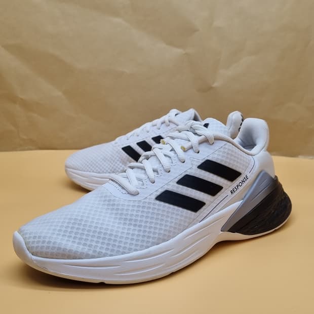 아디다스 리스폰스 운동화250 