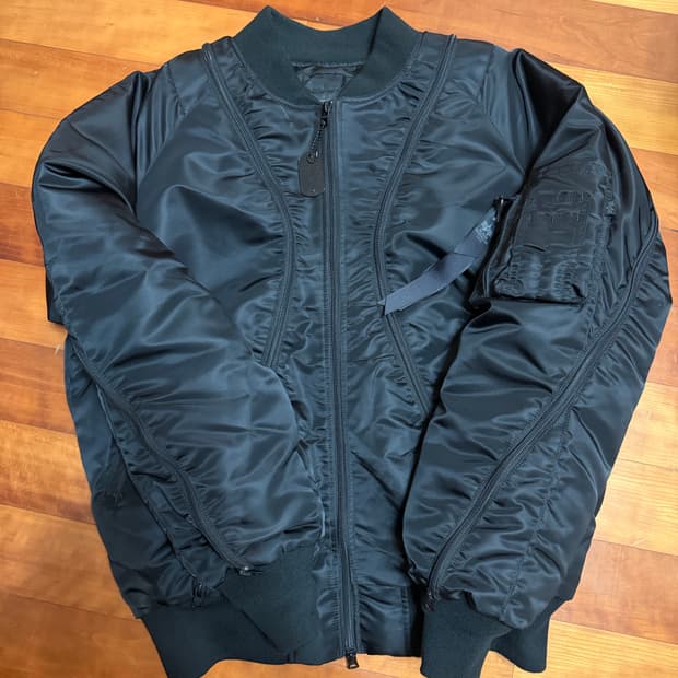 산산기어X알파인더스트리 MA-1