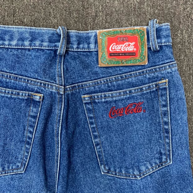 [29] 코카콜라 배기핏 데님팬츠