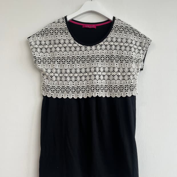 Anna Sui 돌리걸 상의