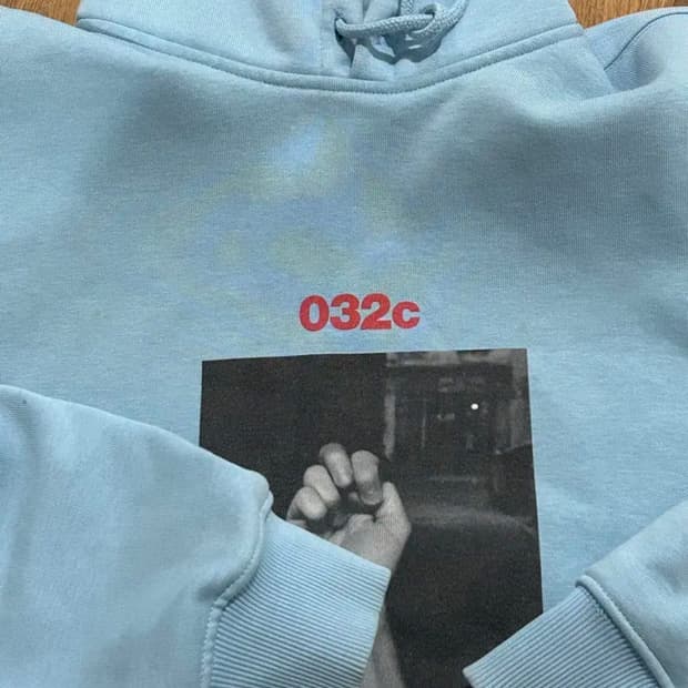 032c 후드티