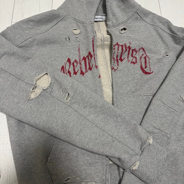 어나더유스 데미지드 크롭 집업 후디 그레이 2사이즈