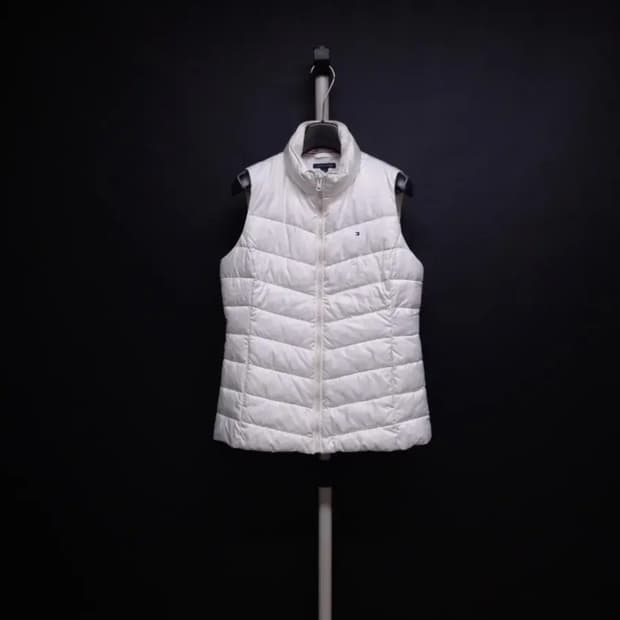 타미힐피거 화이트 패딩 베스트 55