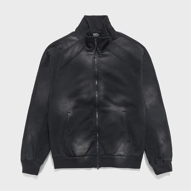 UNAFFCTED ZIP UP SWEAT