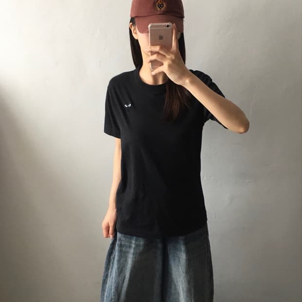 꼼데가르송 블랙와펜 반팔티