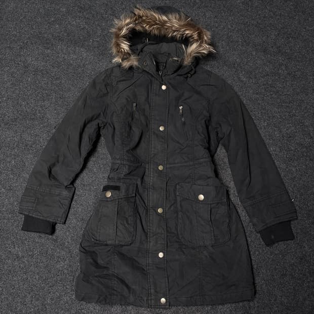 Vintage y2k Rock & Punk fur hood jacket