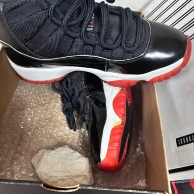 나이키 에어조던 11 원판 브레드