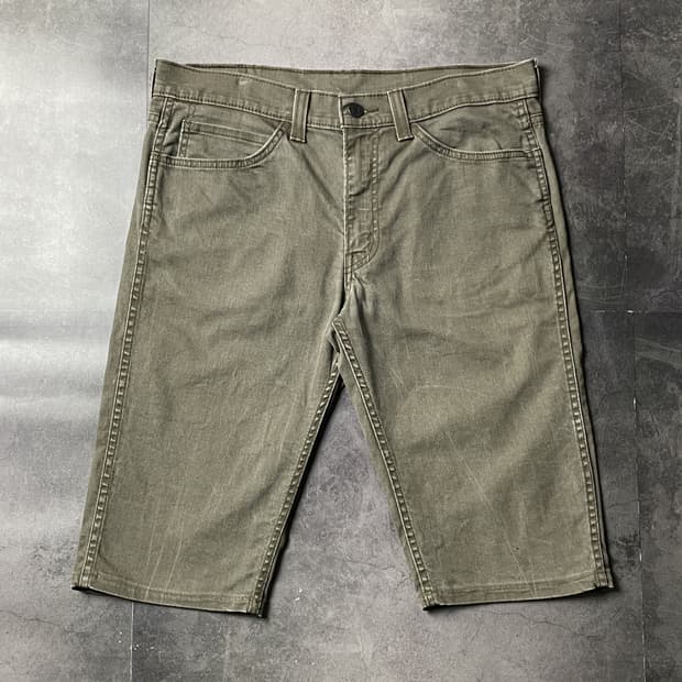 LEVI'S 리바이스511 빈티지 카키 슬림핏 하프팬츠 A01173