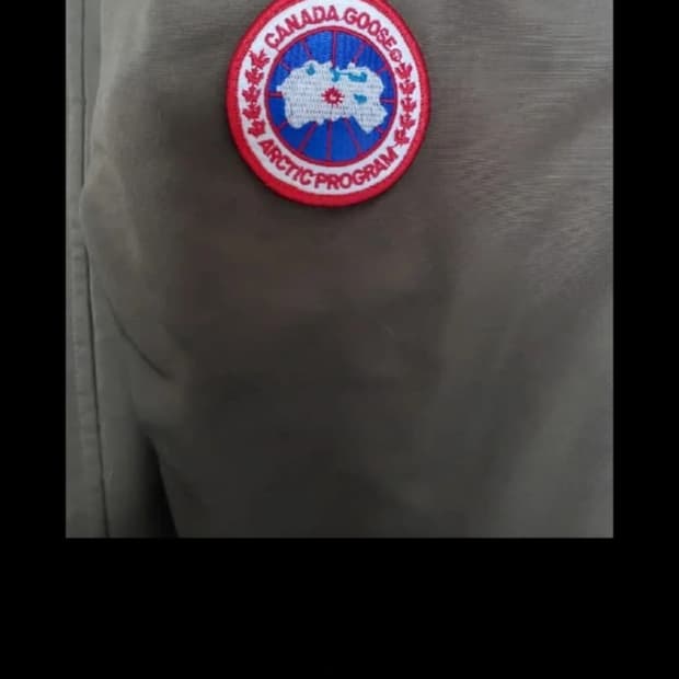 럭셔리 구스패딩 카키색상105~110