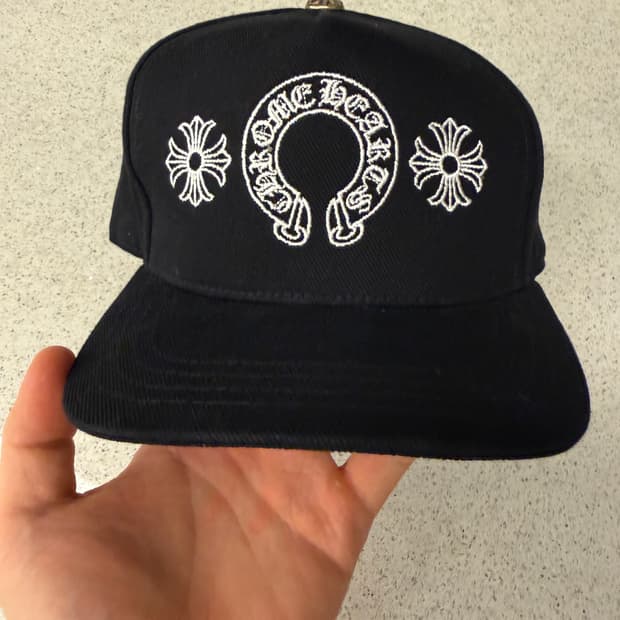 크롬하츠 홀스슈 데님 베이스볼햇 블랙 판매합니다!