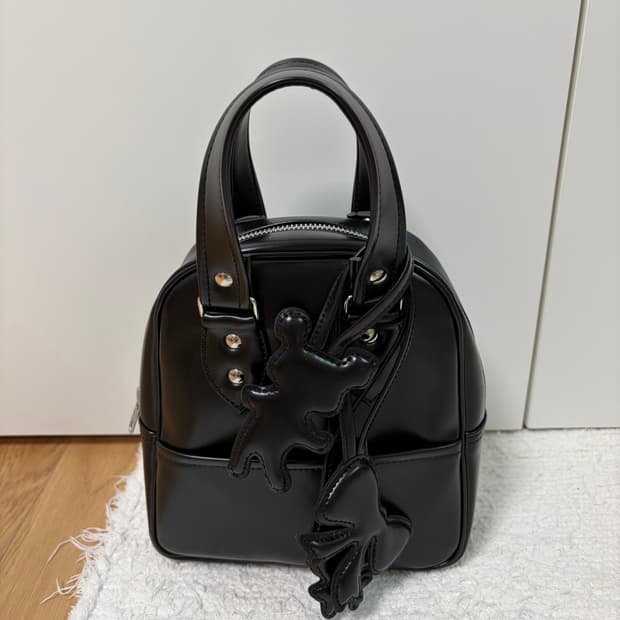 꼼데가르송 걸 참 미니 도트백