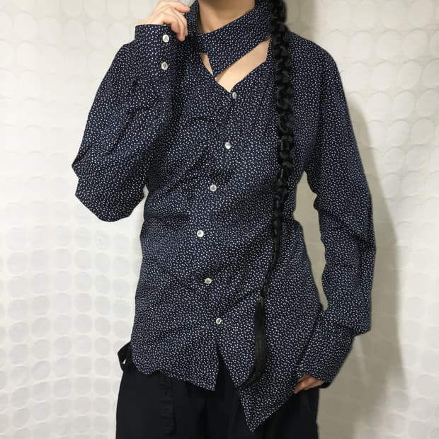 비비안 웨스트우드 어시메트릭 드레이프 칼라 셔츠