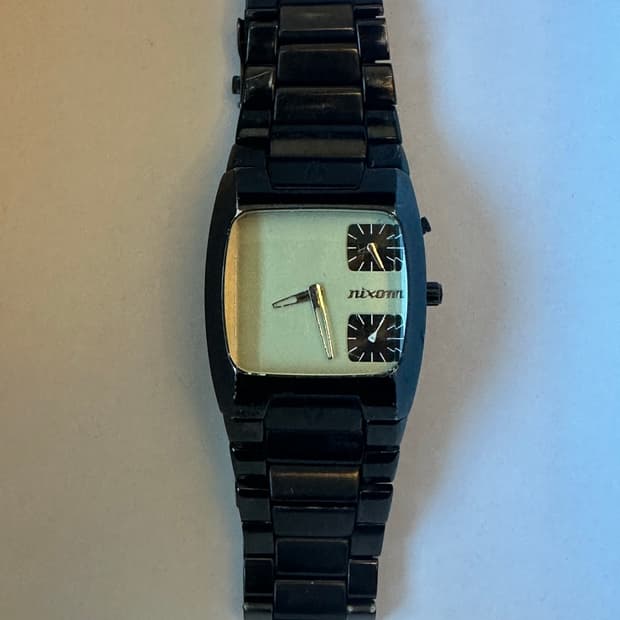 닉슨 뱅크스 듀얼타임 빈티지 시계 nixon banks dual time