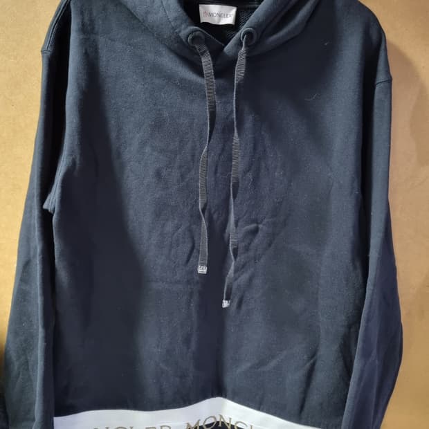 몽클레어 여성 후드티 